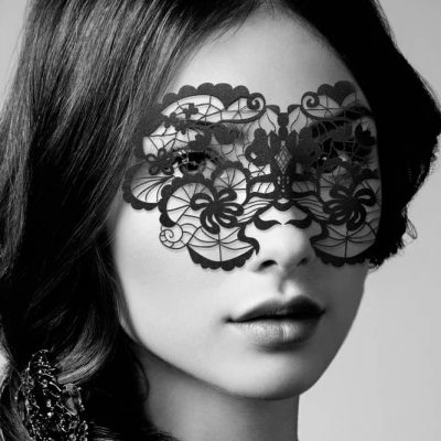 Anna Eyemask Model